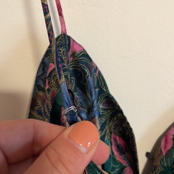 VTG 90s Victorias Secret Babydoll Nightie Gold Med Satin Mini Scallop Y2K VS - Picture 10 of 12